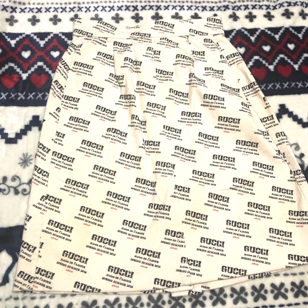 💃🏼Gucci Spring Summer 2018 skirt🥰 - Picture 4 of 8